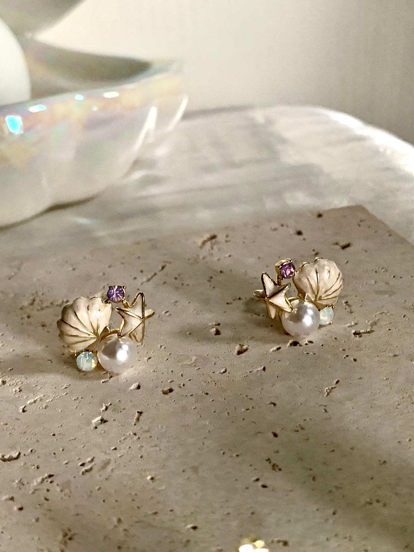 Renewal Power Tidal Radiance Shell Earrings