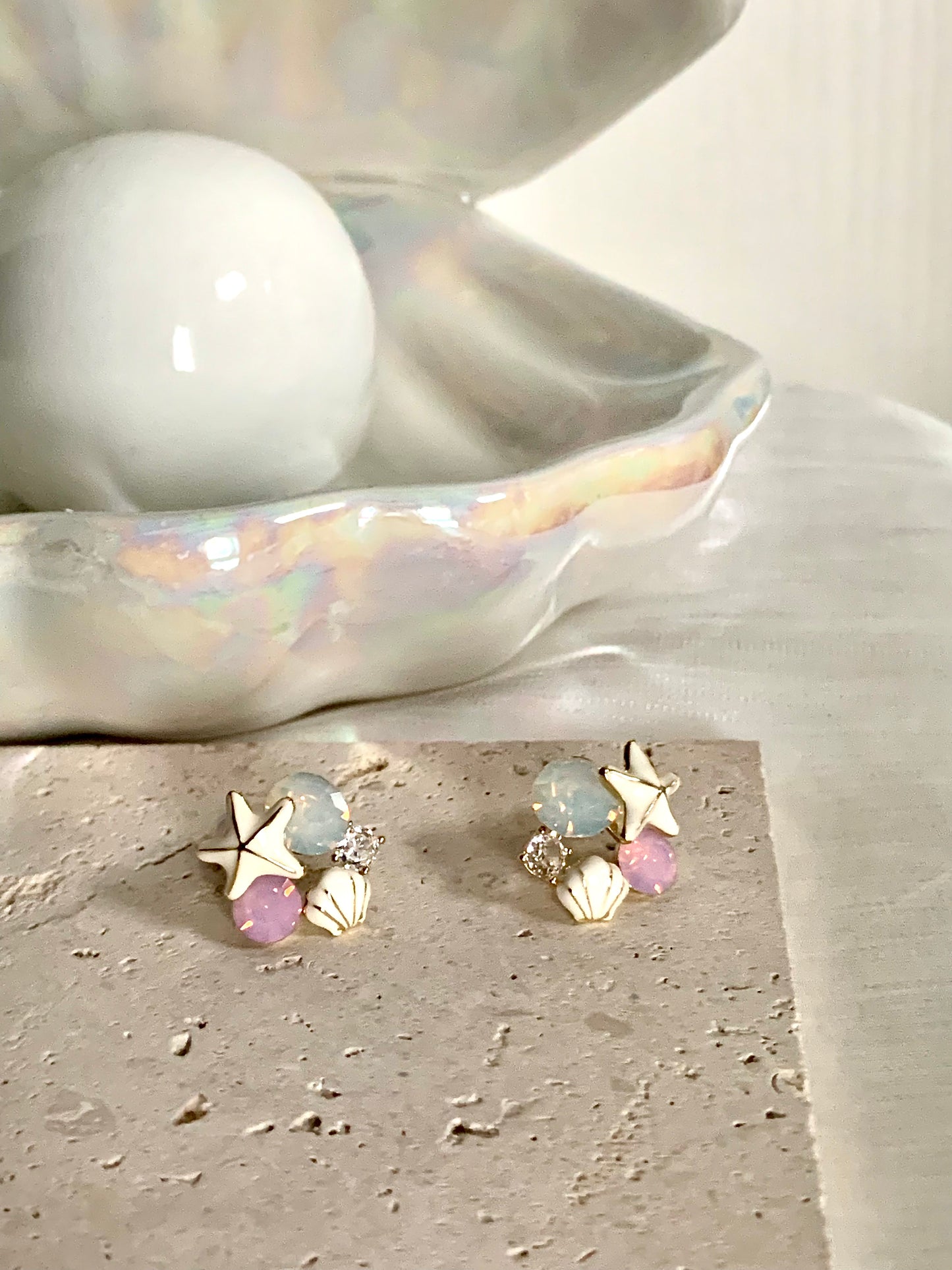 Joy Power Tidal Charm Starfish Earrings