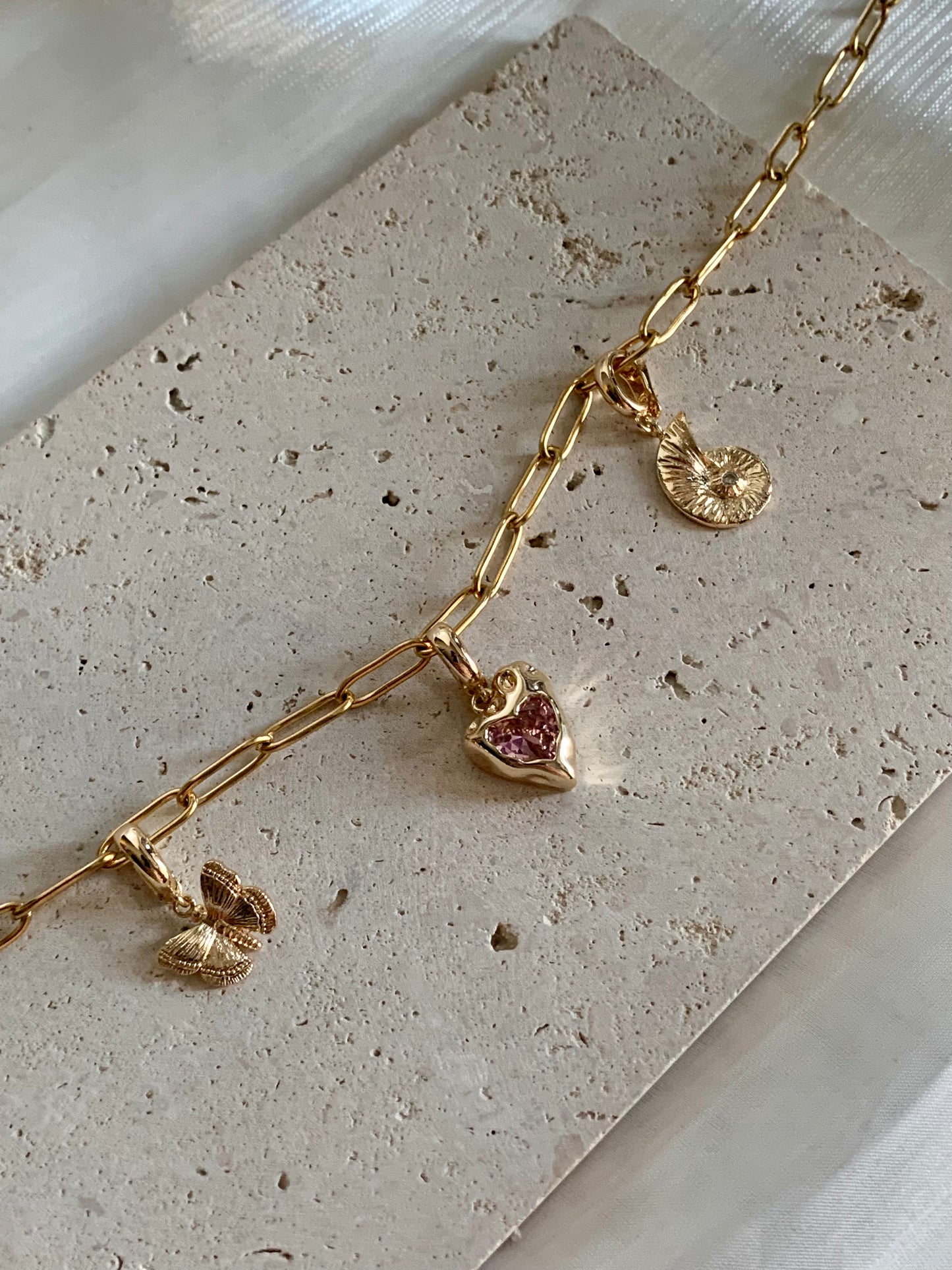 Collier personnalisé « Moi » avec breloque Alchemy (5 breloques)