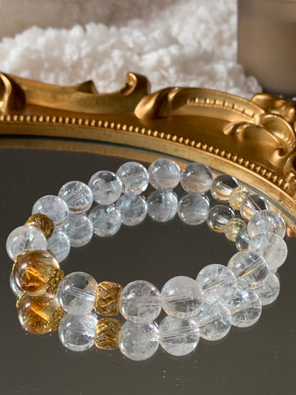 Minimalist design of the Renewal Power Rock Crystal Bracelet, perfect for everyday wear and special occasions.